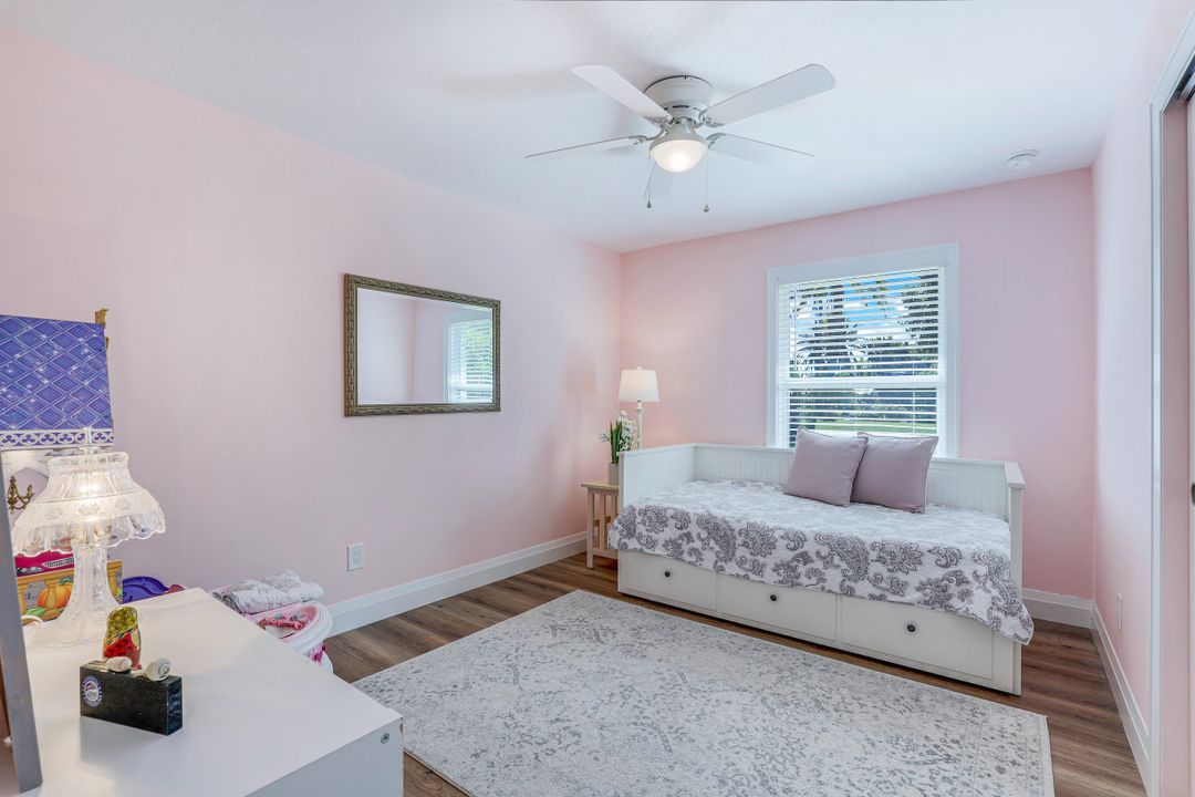 1229 28th Ave N, Naples, FL 34103