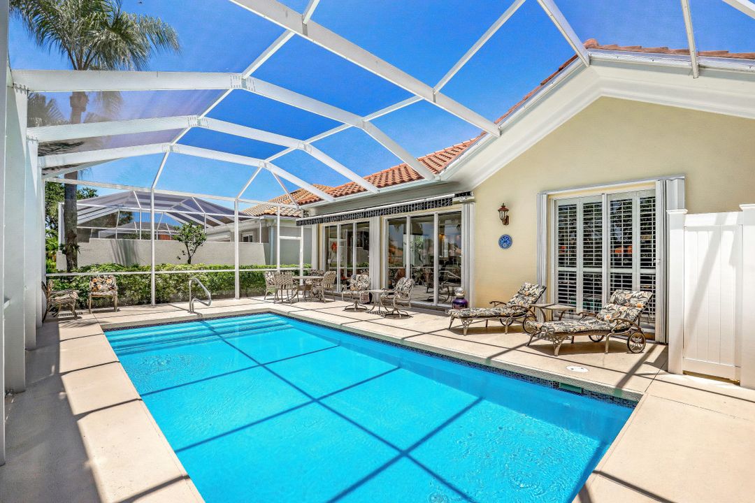 5272 Hawkesbury Way, Naples, FL 34119