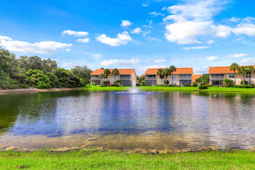 5410 Worthington Ln #204, Naples, FL 34110