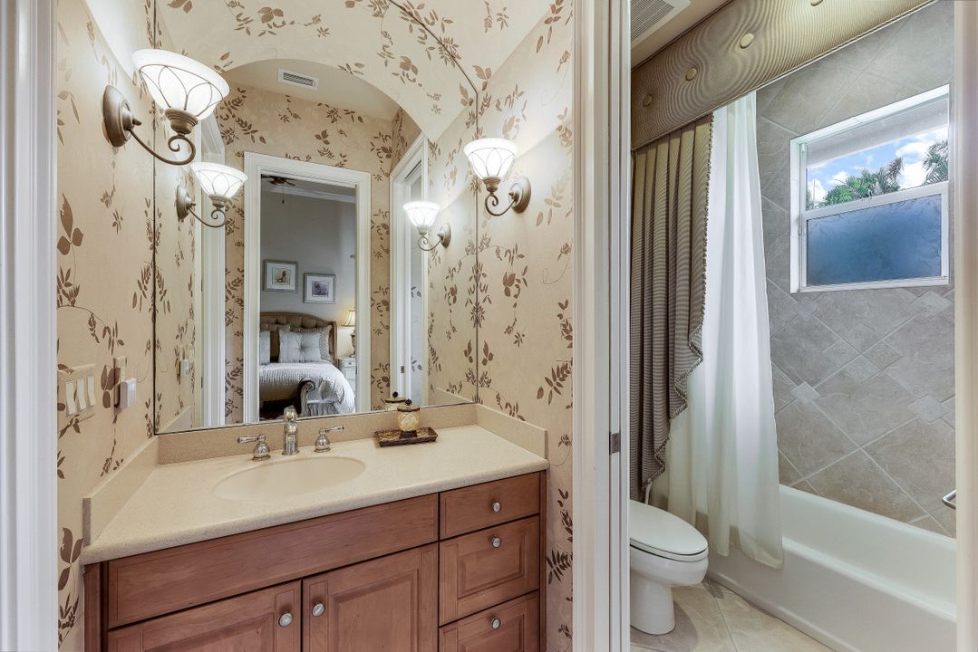 18600 Verona Lago Dr, Miromar Lakes, FL 33913