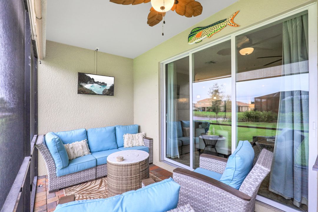 2105 Clementine St, Naples, FL 34120