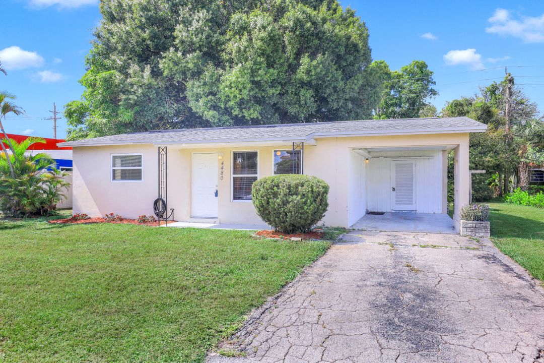 4480 Lagg Ave, Fort Myers, FL 33901