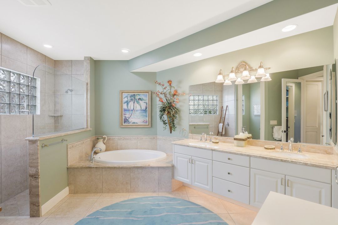 3133 Terramar Dr, Naples, FL 34119