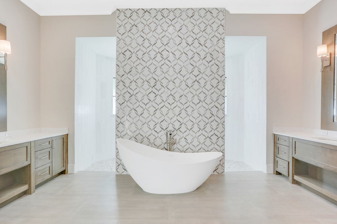 6435 Sable Ridge Ln, Naples, FL 34109