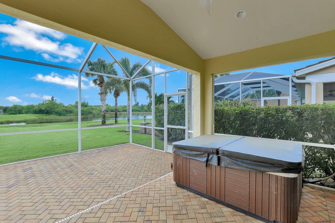 2668 Bellingham Ct, Cape Coral, FL 33991