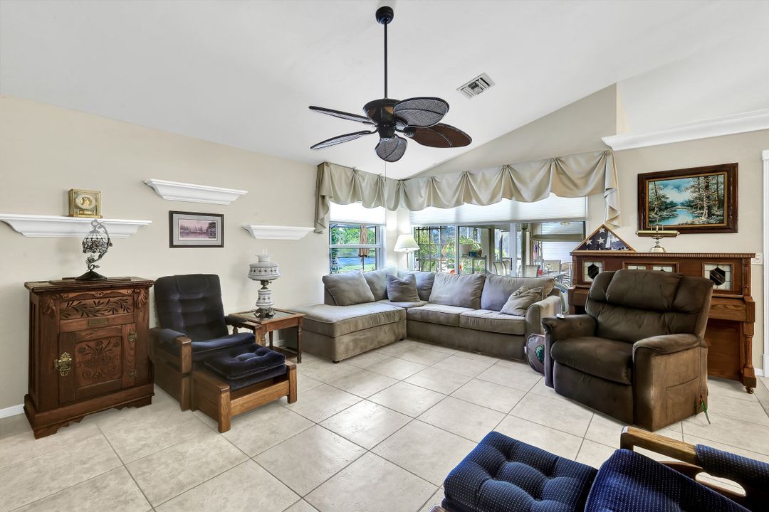 131 Plantation Cir, Naples, FL 34104