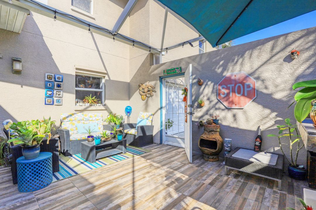 4259 Covey Cir, Naples, FL 34109