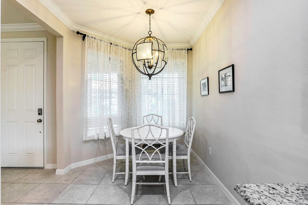 9420 Benvenuto Ct #104, Naples, FL 34119