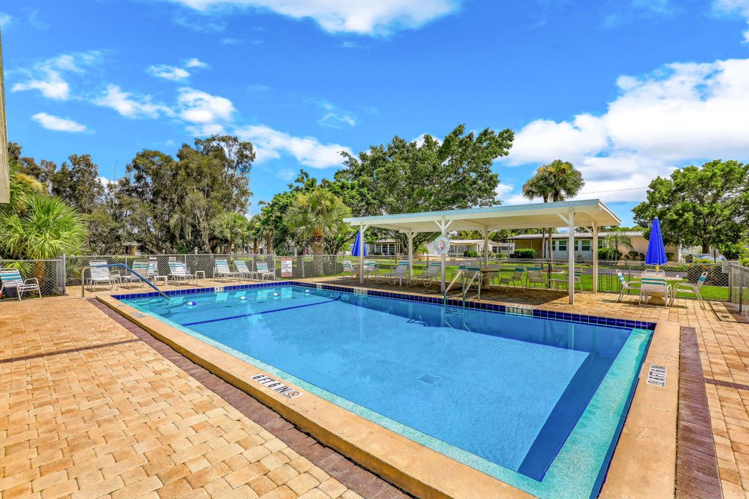 818 Homefolks St, North Fort Myers, FL 33917