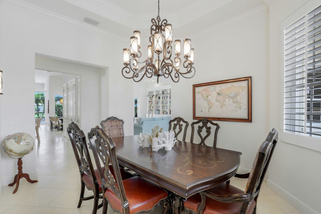 5666 Sago Ct, Naples, FL 34119