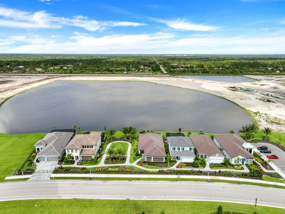 4056 SkySail Drive, Naples, FL 34120