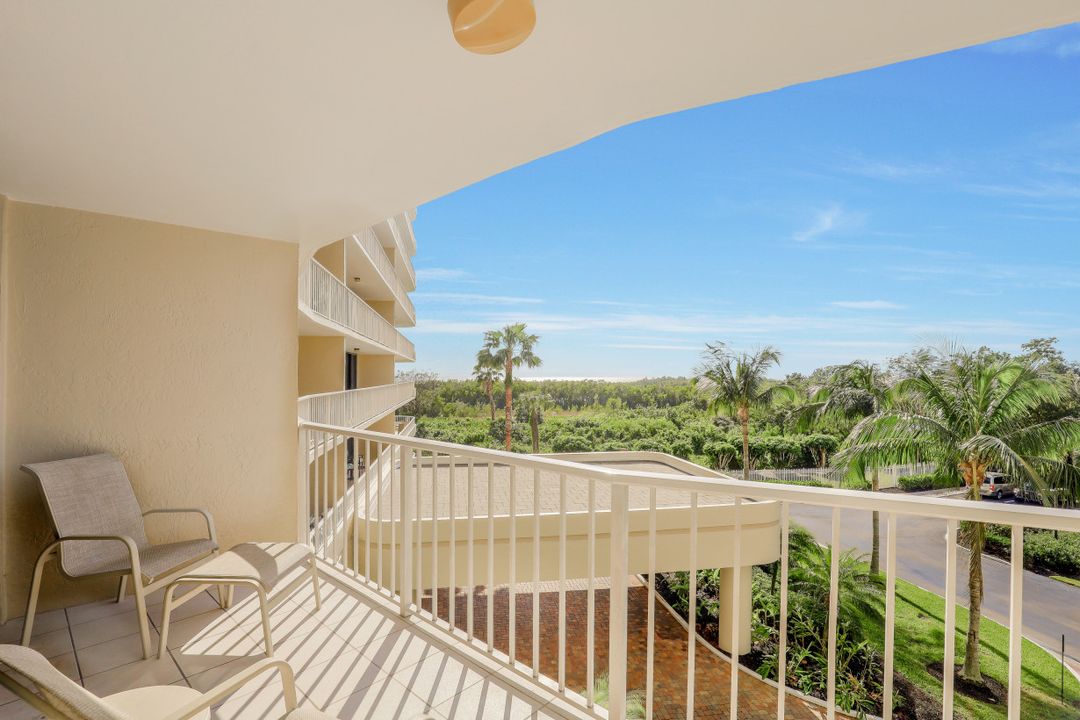 440 Seaview Ct #301, Marco Island, FL 34145