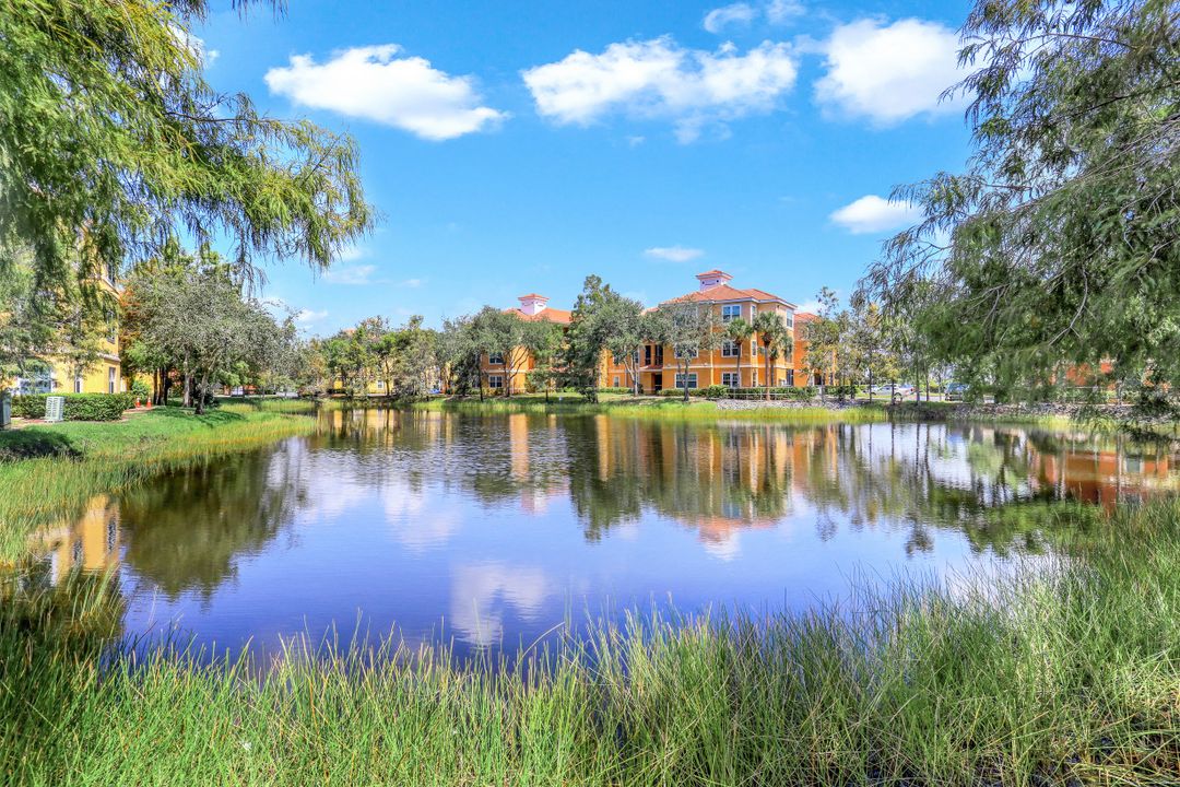 23640 Walden Center Dr, Bonita Springs, FL 34134