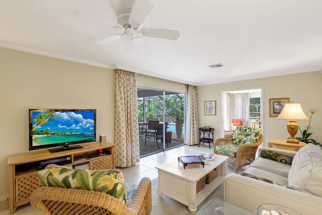 5165 Starfish Ave, Naples, FL 34103