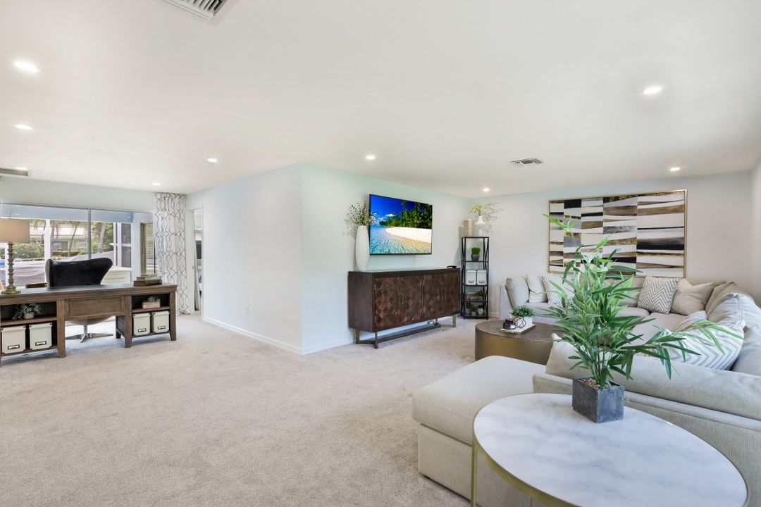 2150 Shad Ct, Naples, FL 34102