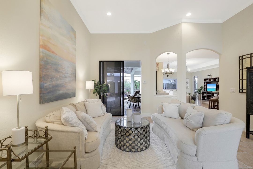 3400 Runaway Ln, Naples, FL 34114