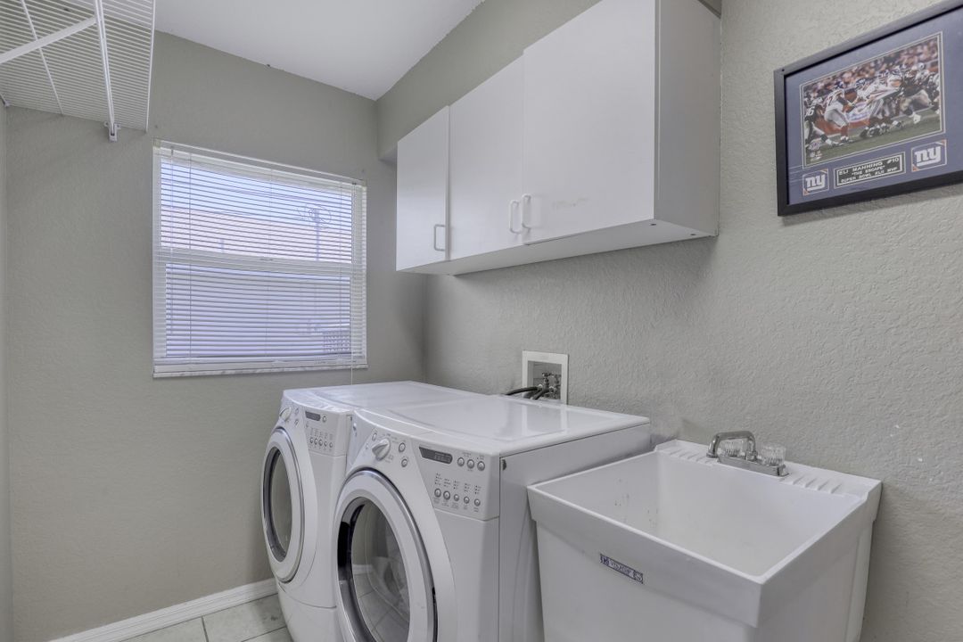 314 SE 22nd St, Cape Coral, FL 33990