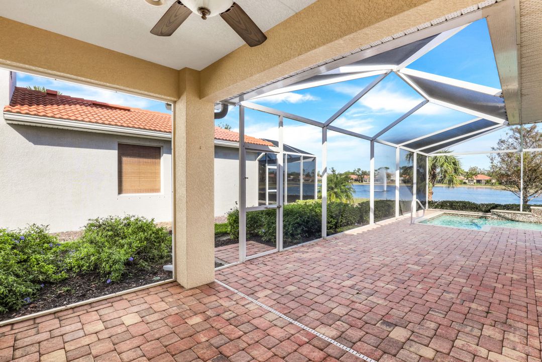 9400 La Bianco St, Fort Myers, FL 33967