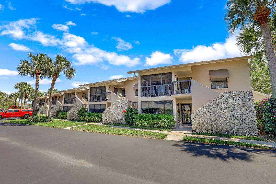 1782 Imperial Golf Course Blvd #c-104, Naples, FL 34110
