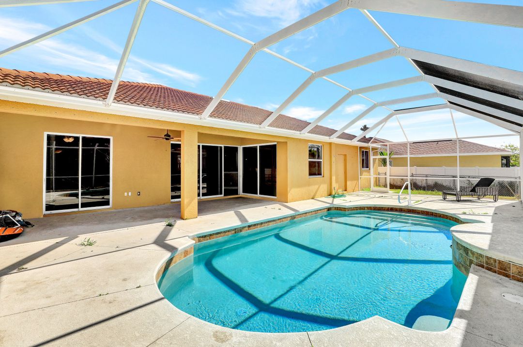 2538 SW 35th Ln, Cape Coral, FL 33914