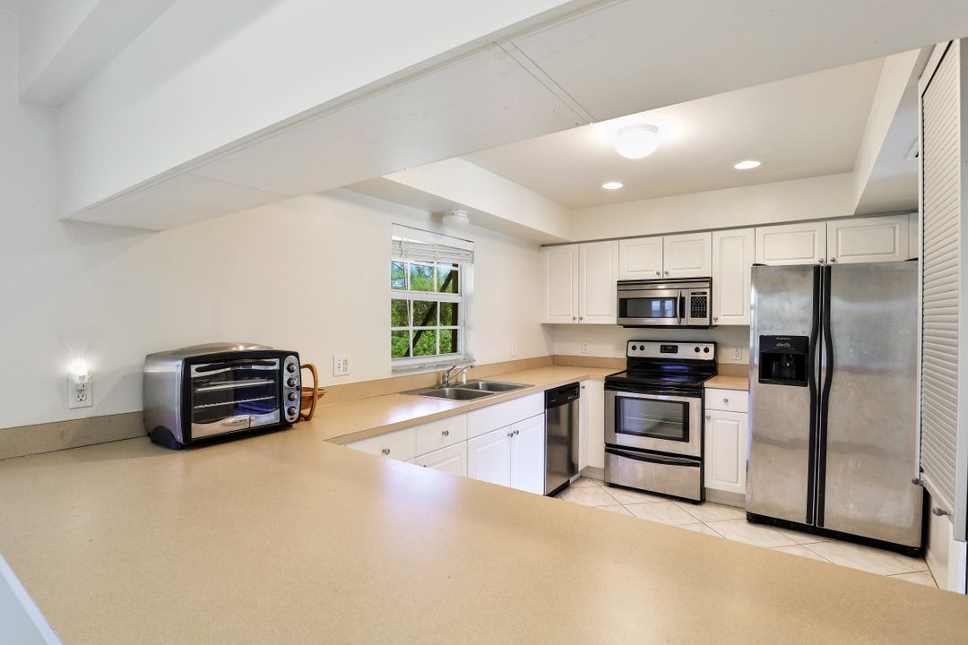 3265 58th Ave NE, Naples, FL 34120