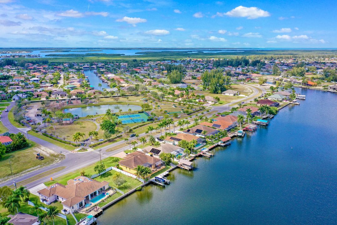 3437 Ceitus Pkwy, Cape Coral, FL 33991