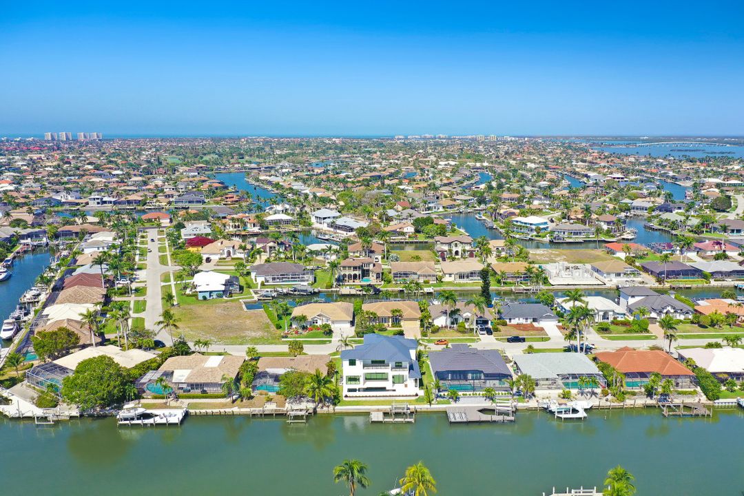 1857 Woodbine Ct, Marco Island, FL 34145