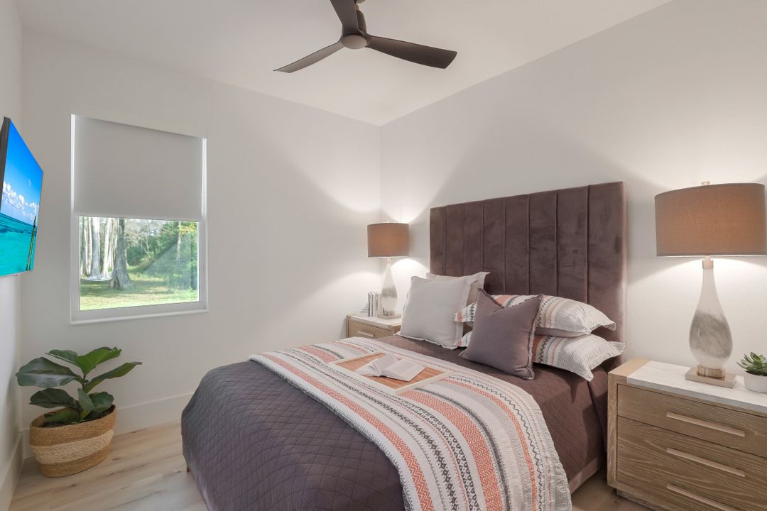 5995 Lancewood Way, Naples, FL 34116