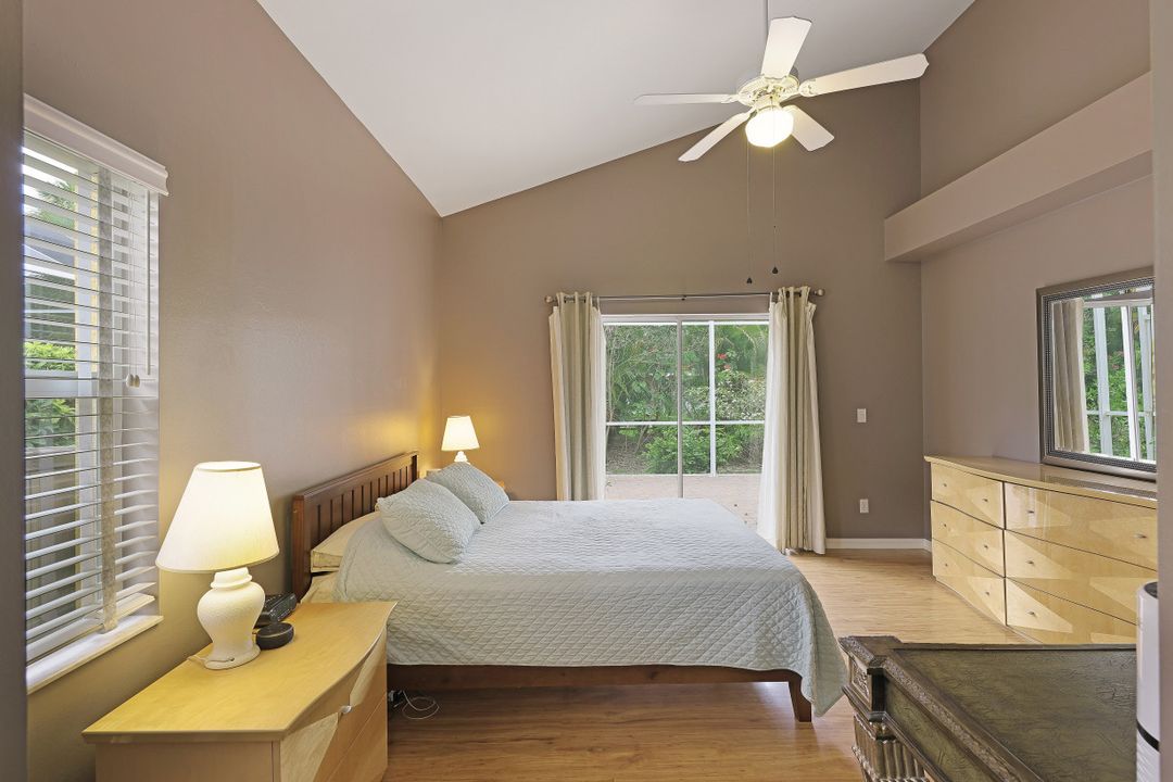 371 Pindo Palm Dr, Naples, FL 34104