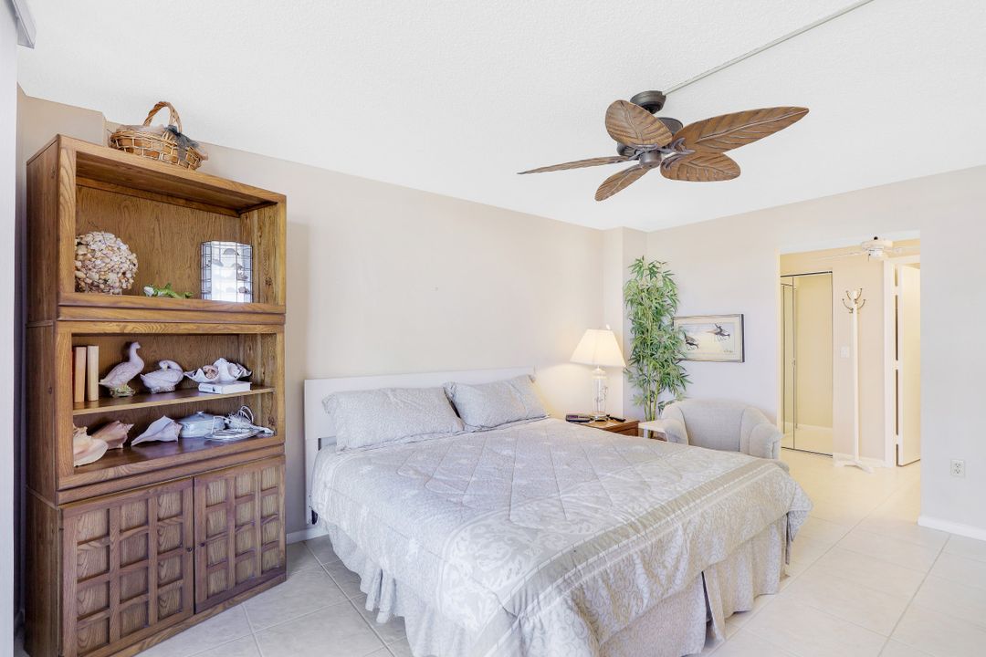 260 Seaview Ct #212, Marco Island, FL 34145