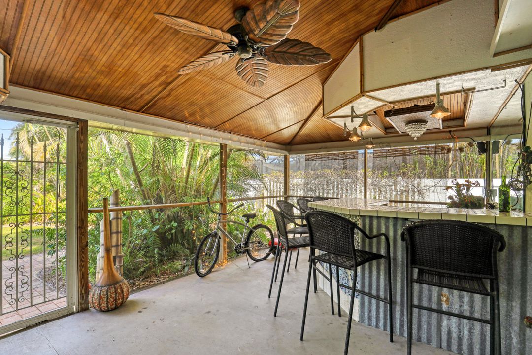 791 96th Ave N, Naples, FL 34108