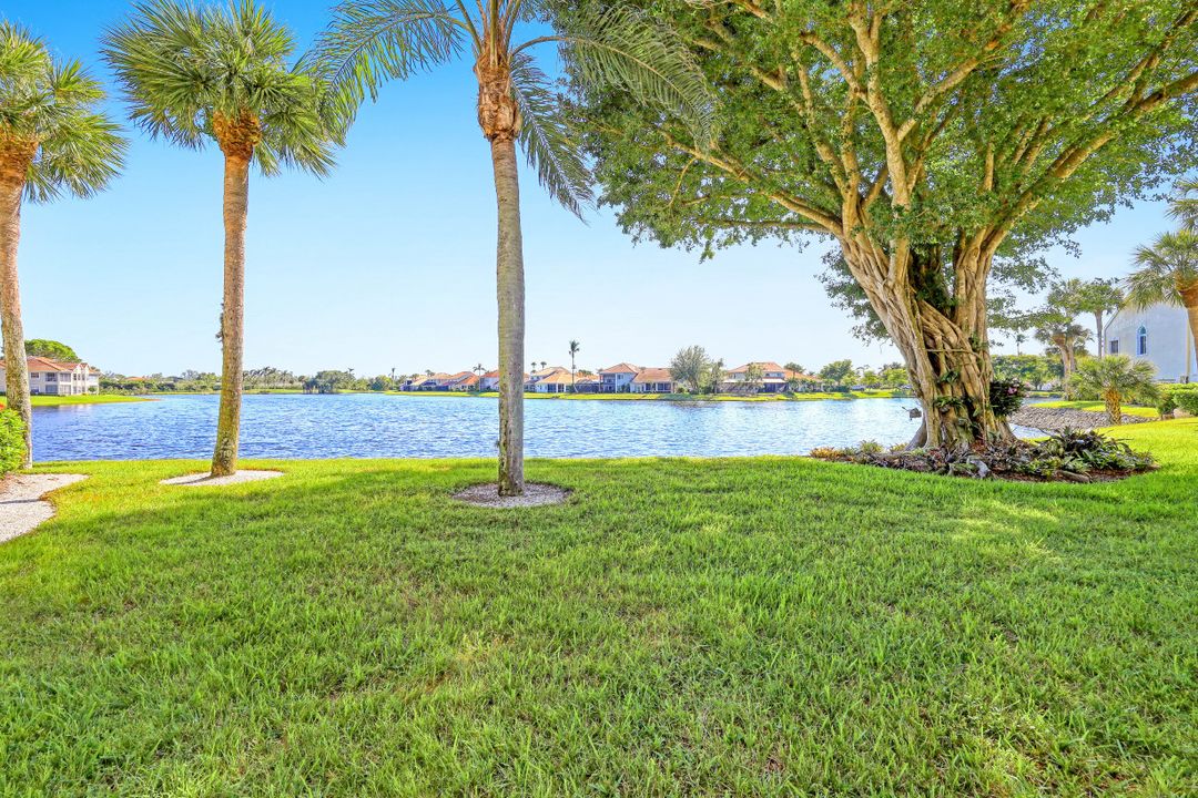 3655 Haldeman Creek Dr #302, Naples, FL 34112