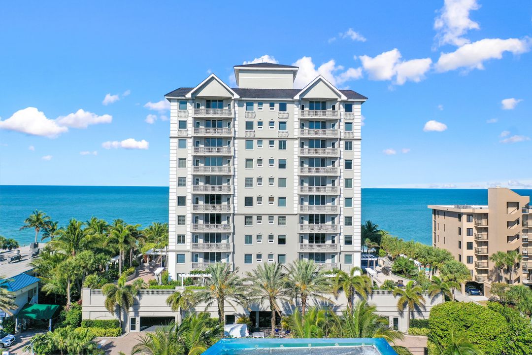 9235 Gulf Shore Dr #501, Naples, FL 34108