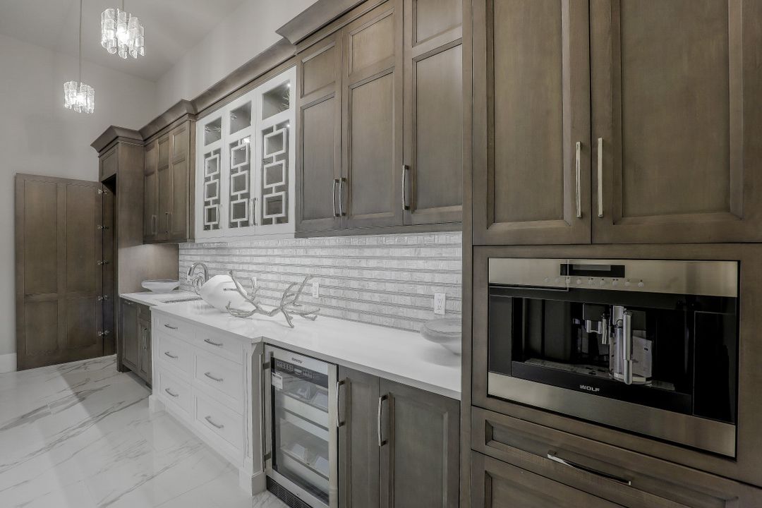 5937 Sunnyslope Dr, Naples, FL 34119