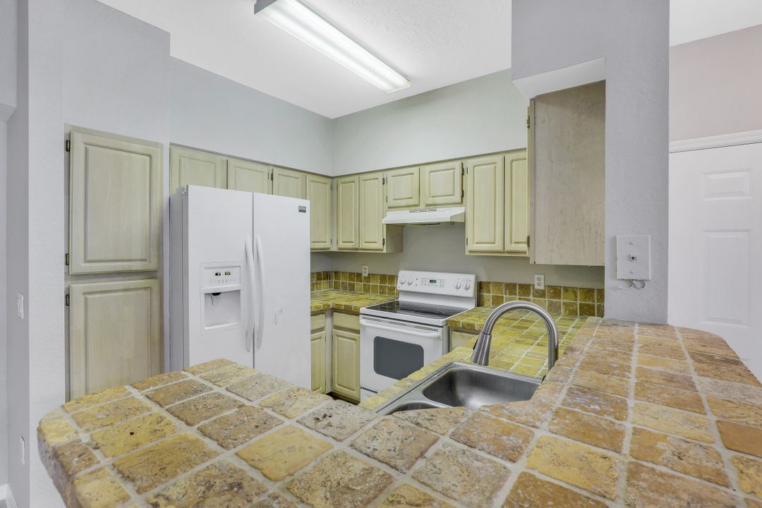 23710 Walden Center Dr #304, Bonita Springs, FL 34134