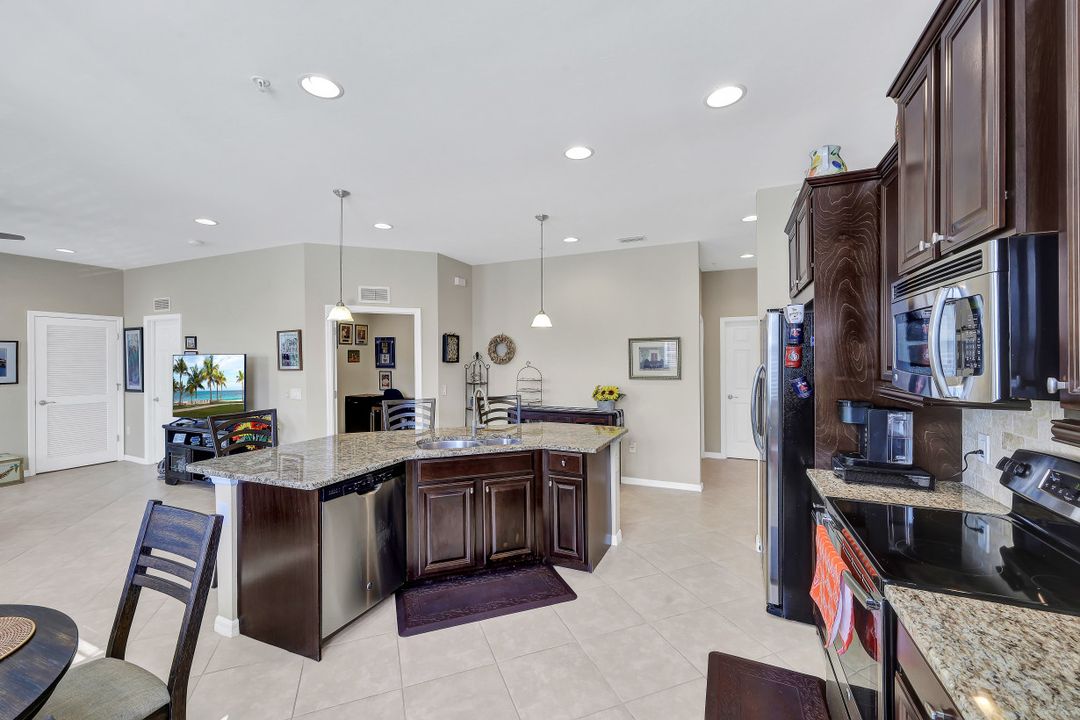 18273 Creekside Preserve Loop #201, Fort Myers, FL 33908