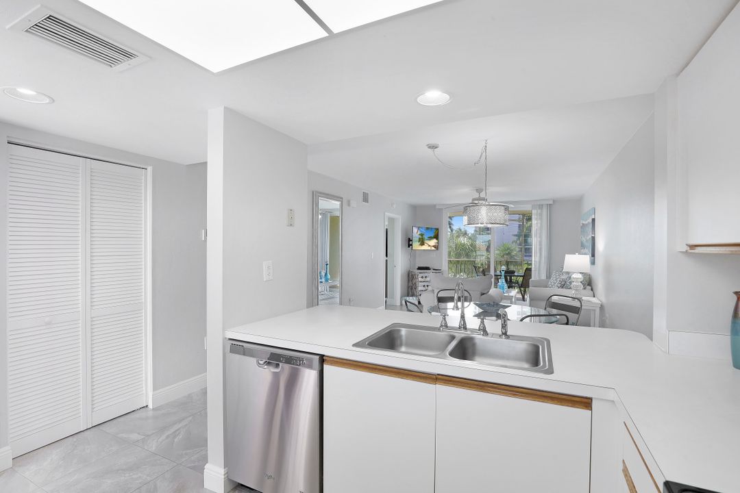 861 S Collier Blvd #303, Marco Island, FL 34145