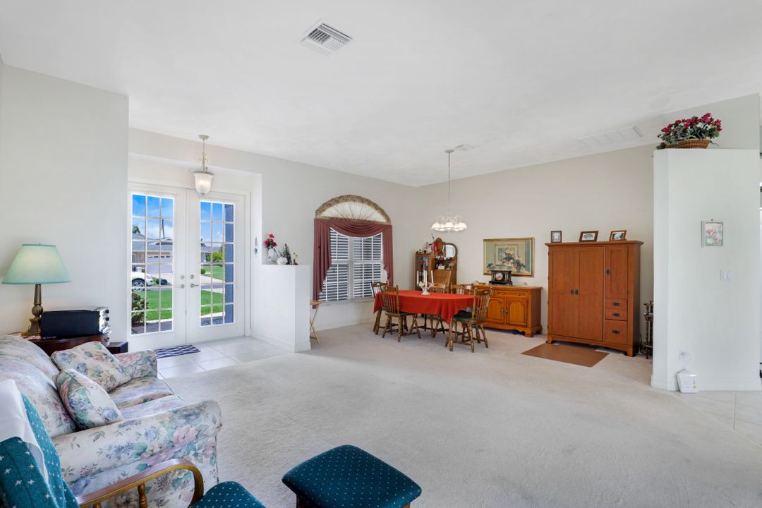 3023 SE 8th Ave, Cape Coral, FL 33904