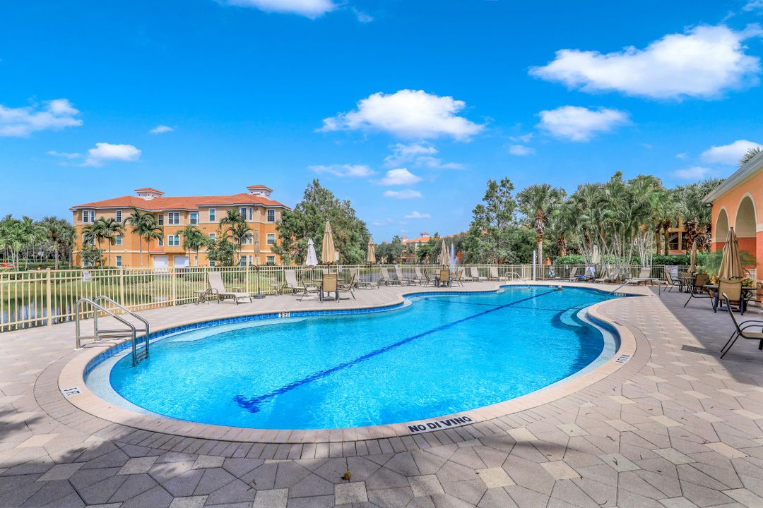 23640 Walden Center Dr, Bonita Springs, FL 34134