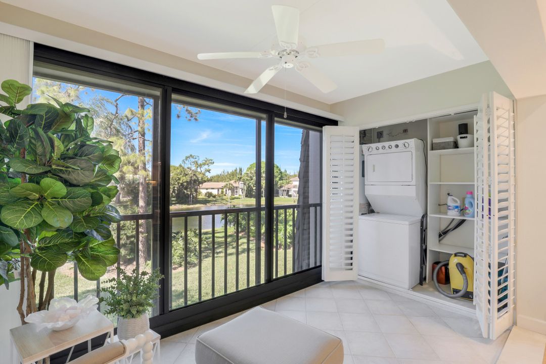 1541 Oyster Catcher Point, Naples, FL 34105