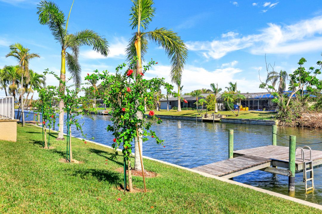 3317 SW 5th Pl, Cape Coral, FL 33914