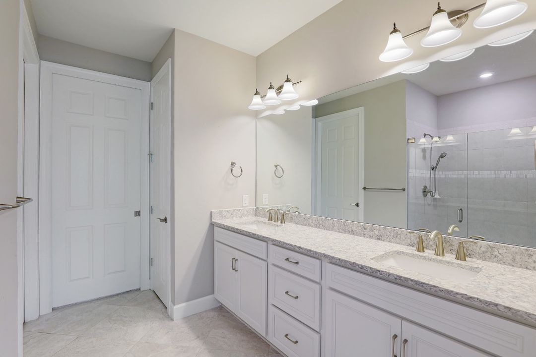 7650 Jacaranda Ln, Naples, FL 34114