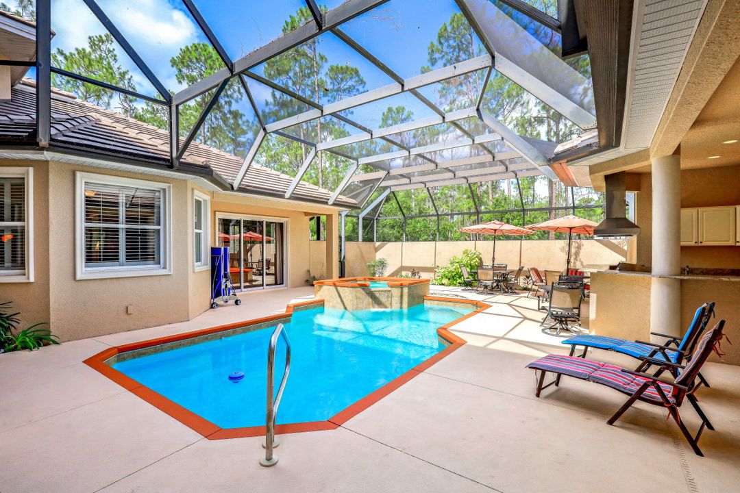 3660 7th Ave NW, Naples, FL 34120