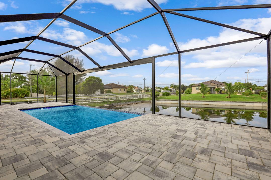 1529 SW 28th Terrace, Cape Coral, FL 33914