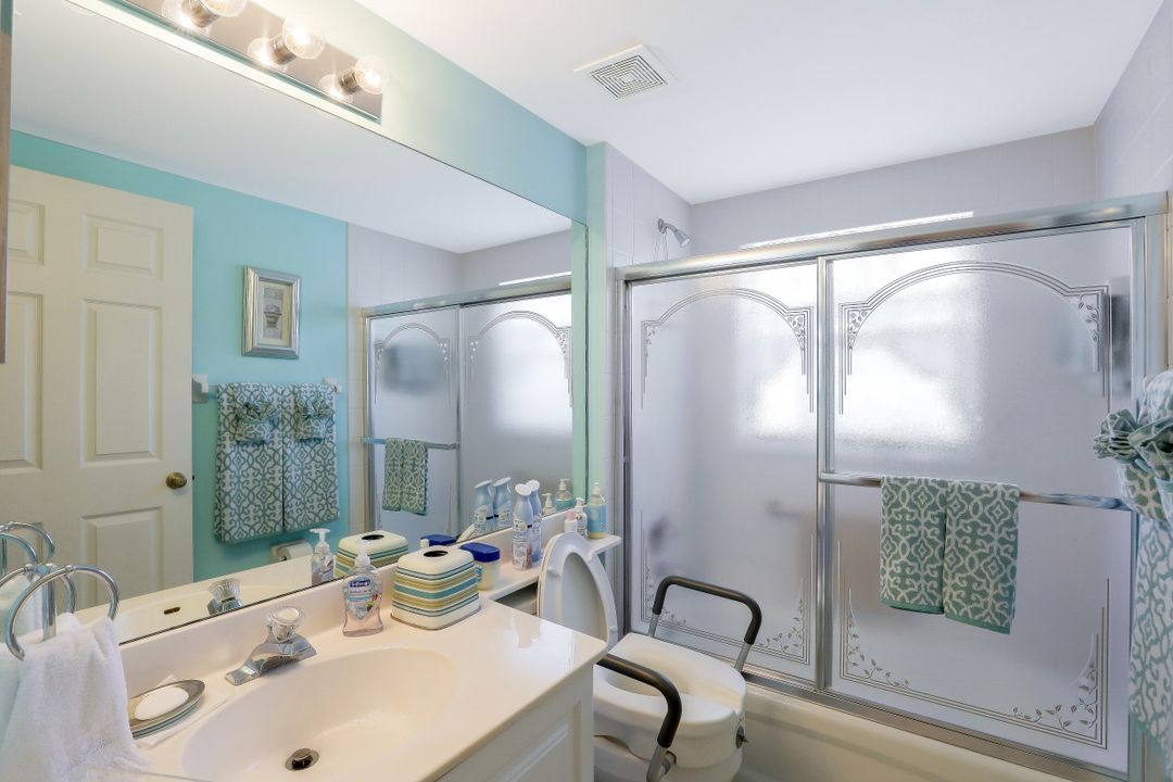 5015 Cedar Springs Dr #104, Naples, FL 34110