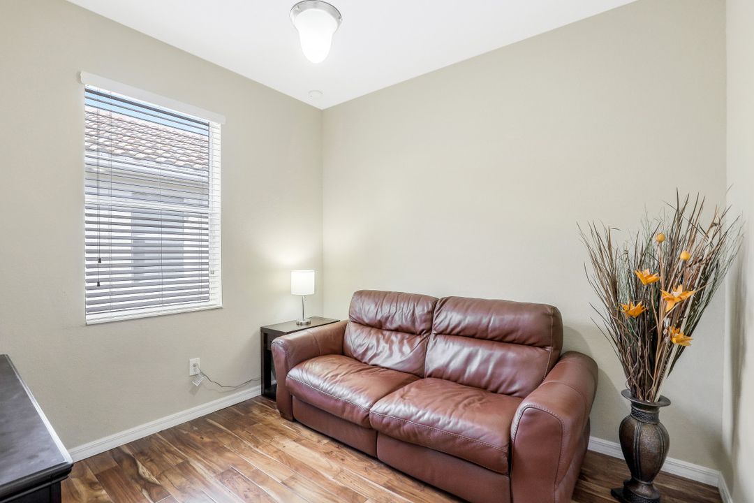 14615 Fern Lake Ct, Naples, FL 34114