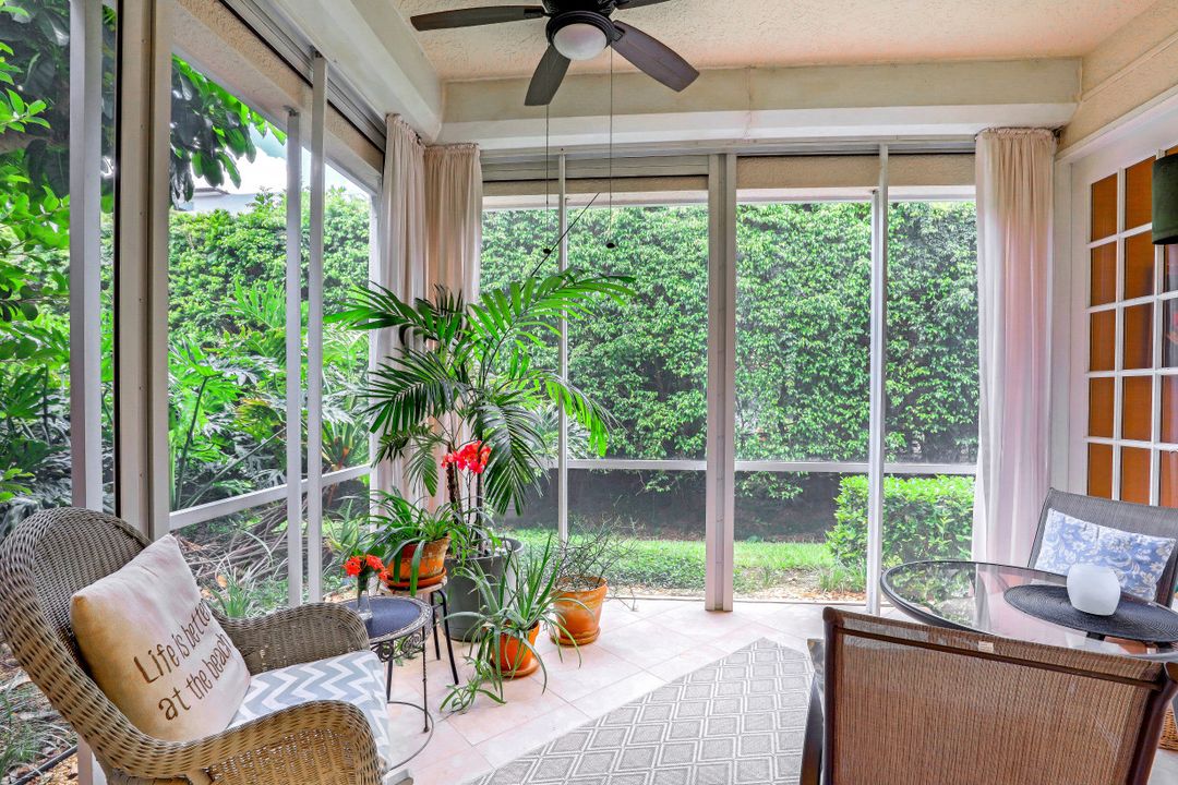 141 Colonade Cir #141, Naples, FL 34103