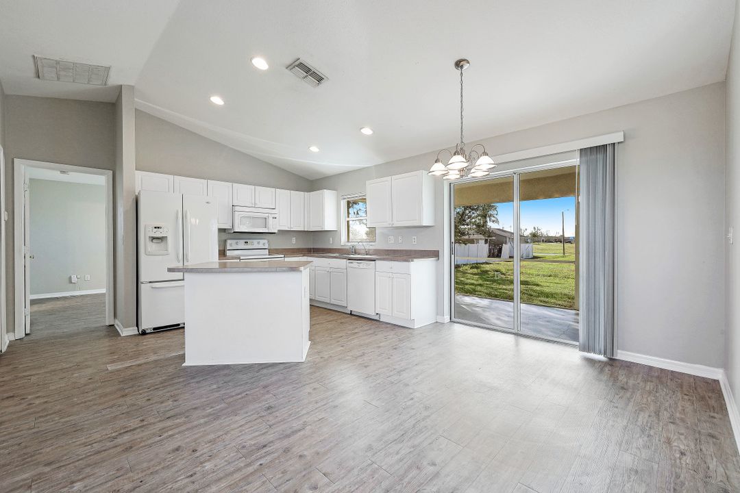 338 NE 23rd St, Cape Coral, FL 33909