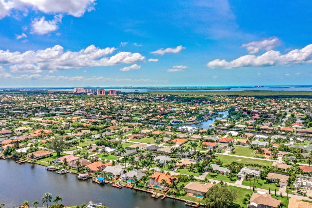 2305 SW 50th St, Cape Coral, FL 33914