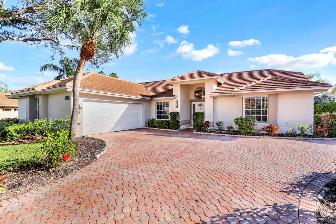 13331 Bridgeford Ave, Bonita Springs, FL 34135